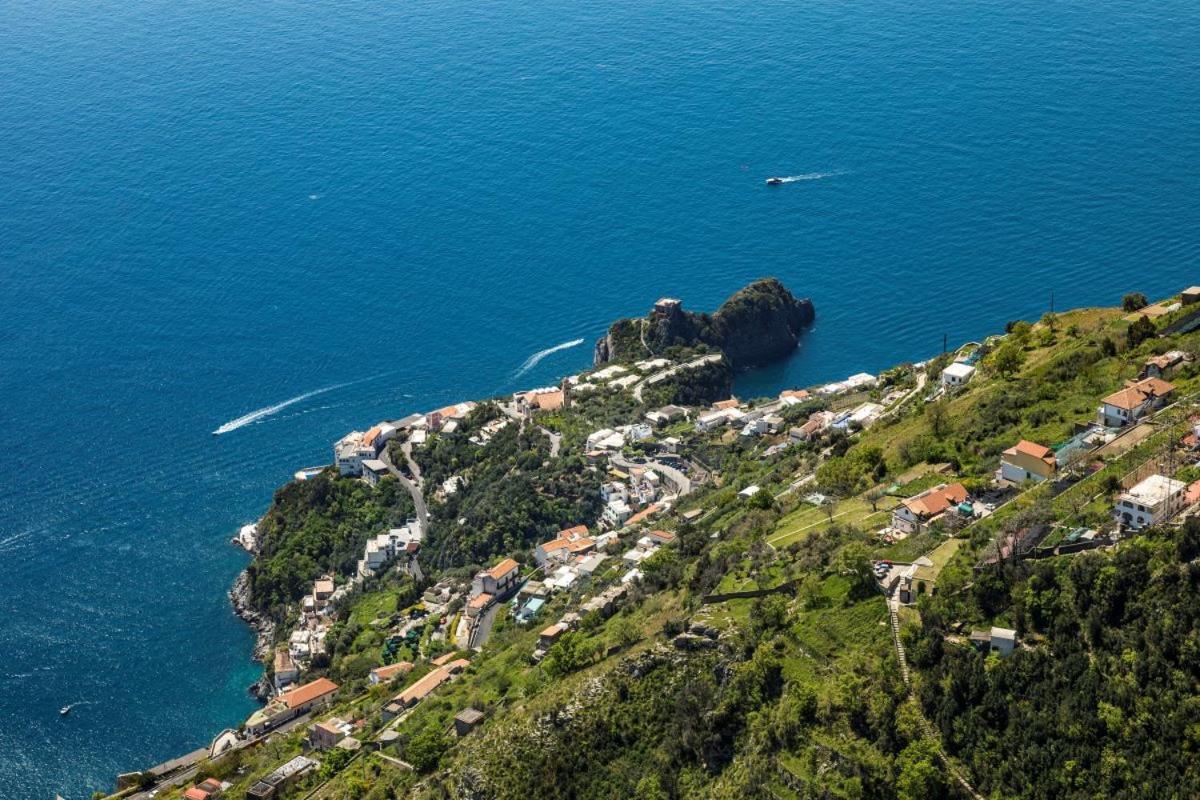 Plein Sud Agerola Bed and Breakfast San Lazzaro di Agerola Eksteriør billede